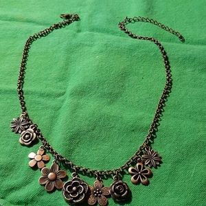 Fun flower necklace